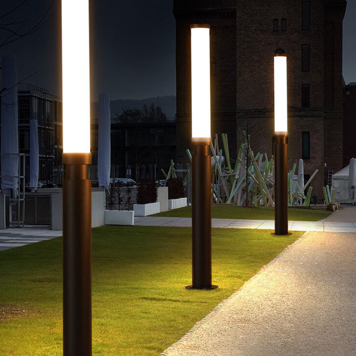 Modern Acrylic Waterproof Creative Lipstick Design LED Outdoor Lawn Floor Lamp