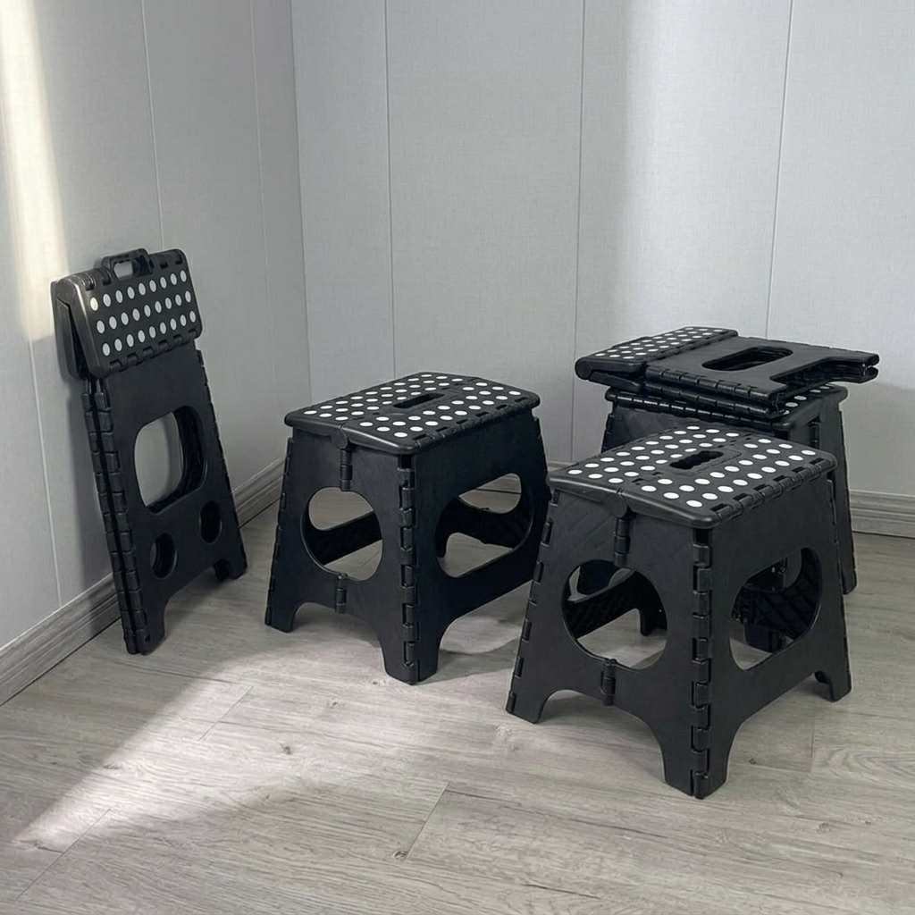 Modern Minimalist PP Foldable Trapezoid Chair Portable Chair For Living Room