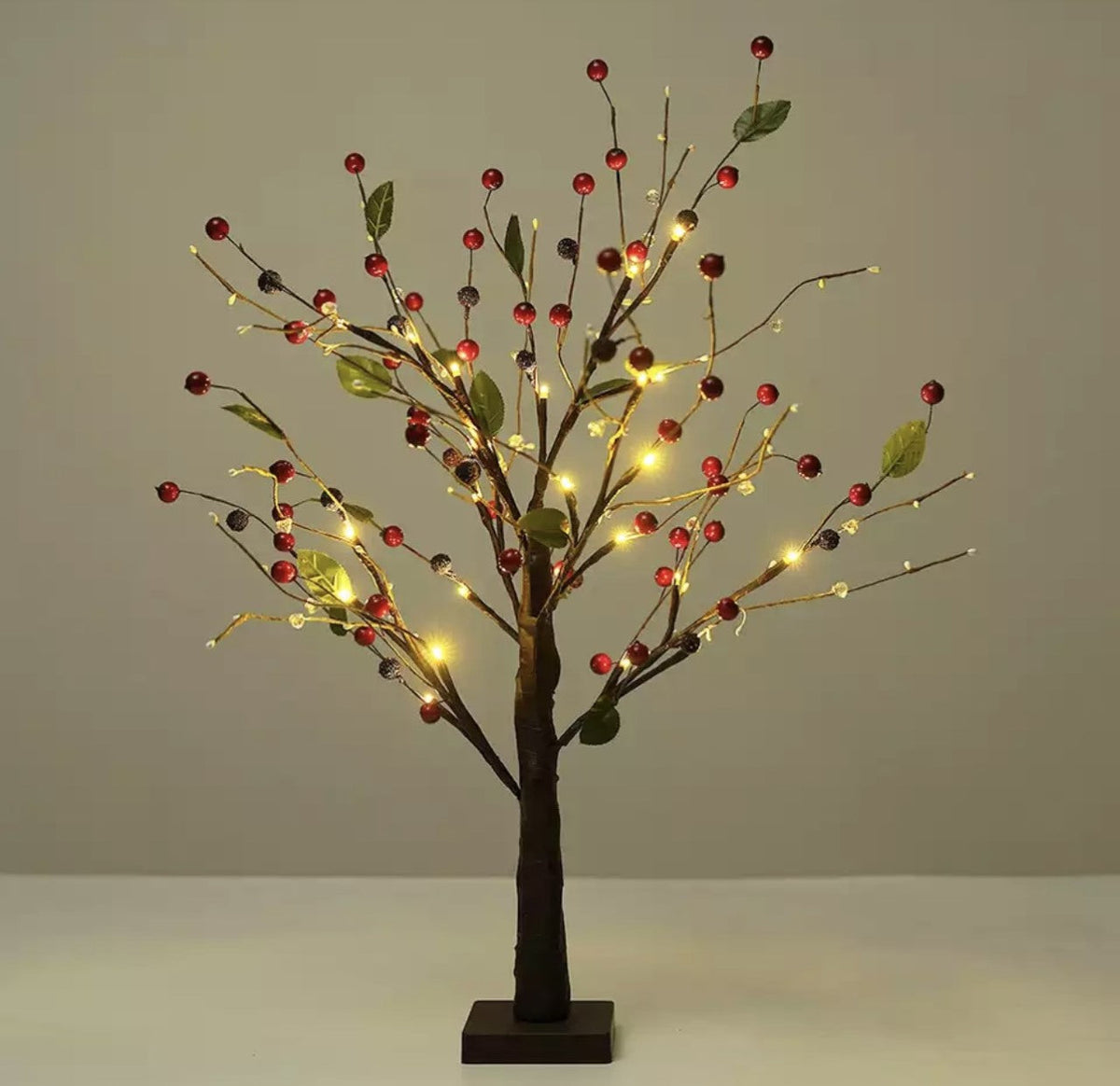 Árbol Frutos del Bosque LED